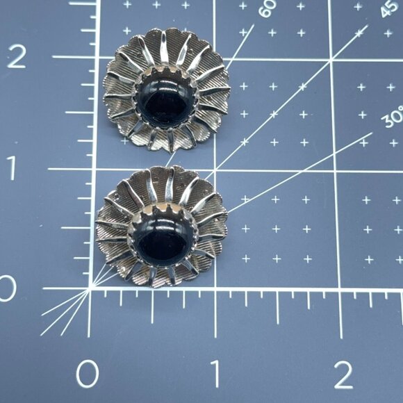 Vintage Sarah Coventry Earrings Flower Round 3D Silver Tone Black Bead Clip On - Picture 7 of 7